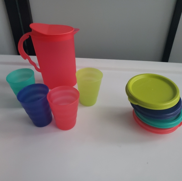 Mini Tupperware set - Picture 2 of 2